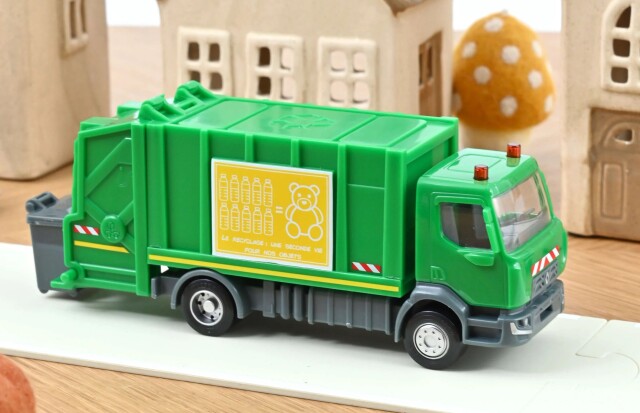 NOREV/ノレブ  ルノートラック D 2.1 ゴミ収集車 プラスチック製