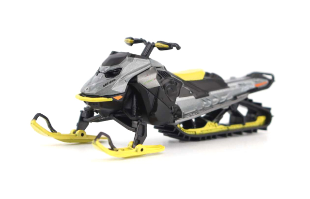 DIECAST MASTERS Ski-Doo スノーモービルSUMMIT エキスパート