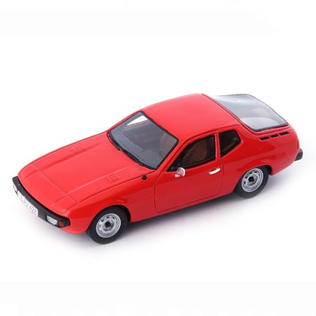 Auto Cult/オートカルト ポルシェ 924  プロトタイプ レッド