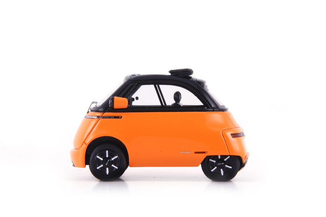 新品 1/43 カルトスケール マイクロリーノ EV オレンジ 新品 1/43 カルトスケール マイクロリーノ EV オレンジ