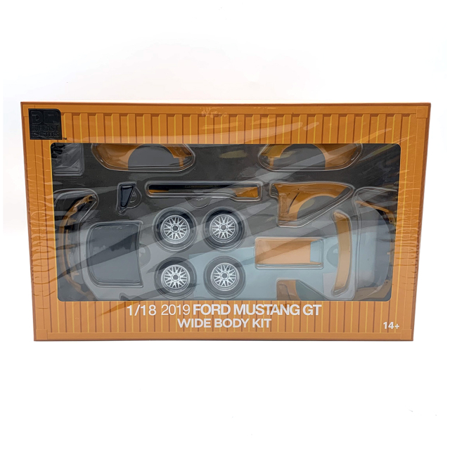 DIECAST MASTERS マスタング 2019 ワイドボディアクセサリーパック フューリーオレンジ