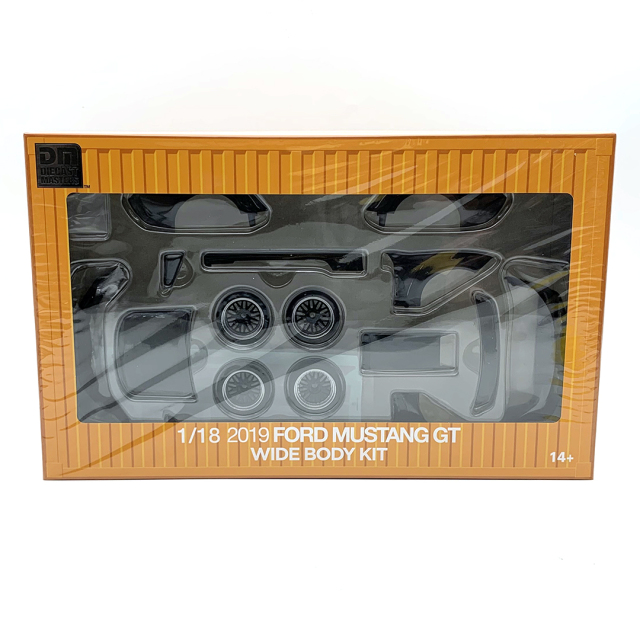 DIECAST MASTERS マスタング 2019 ワイドボディアクセサリーパックマットブラック