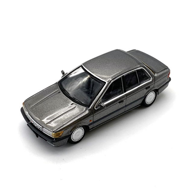BM CREATIONS  三菱 ランサー GTI 1988 シルバー (LHD）