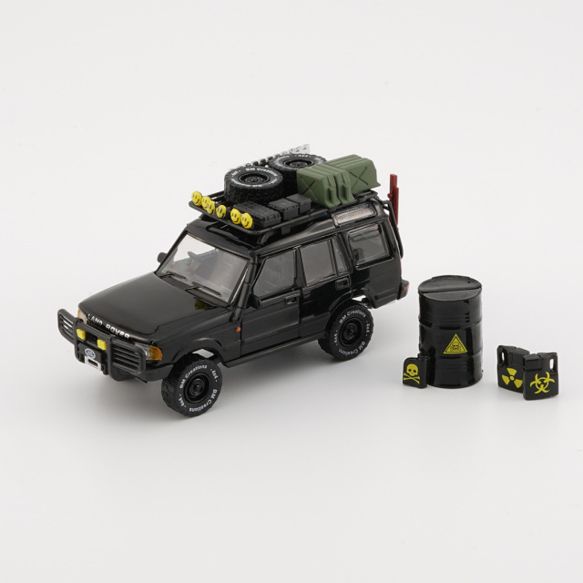BM CREATIONS ランドローバー ディスカバリー1 1998 Black Smile アクセサリー付 (RHD)