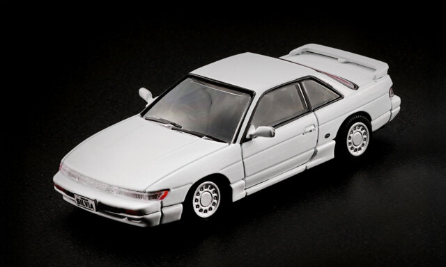 BM CREATIONS  日産 シルビア S13 /200SX ホワイト (LHD)