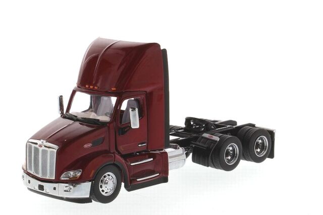 DIECAST MASTERS ピータービルト 579 デイキャブ トラクター