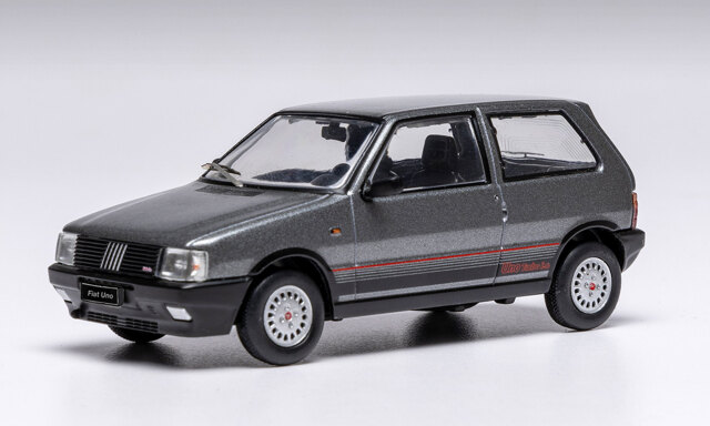 ixo/イクソ  フィアット UNO ターボ IE 1984 ブラック