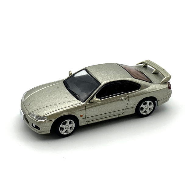 DIECAST MASTERS 日産 シルビア S15 シルバー LHD