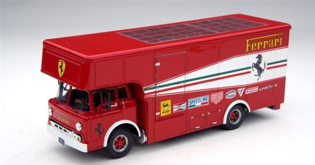 EXOTO/エグゾト  スクーデリア・フェラーリ 1976年 フォード Cタイプ レースカー トランスポーター