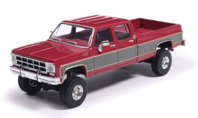 ixo/イクソ  GMC シエラ グランデ K2500 クルーキャブ ワイドサイド 1977 ダークレッドメタリック/シルバー スペシャルツートン リフトアップ