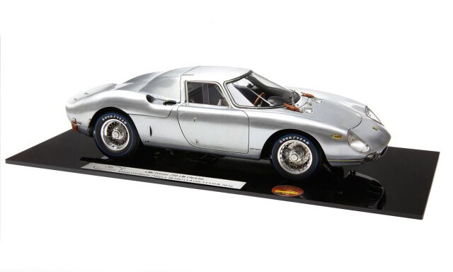 CMC/シーエムシー  フェラーリ 250 LM クリアフィニッシュ 250台限定