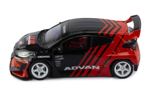 ixo/イクソ トヨタ Pandem GR ヤリス 「Advan」