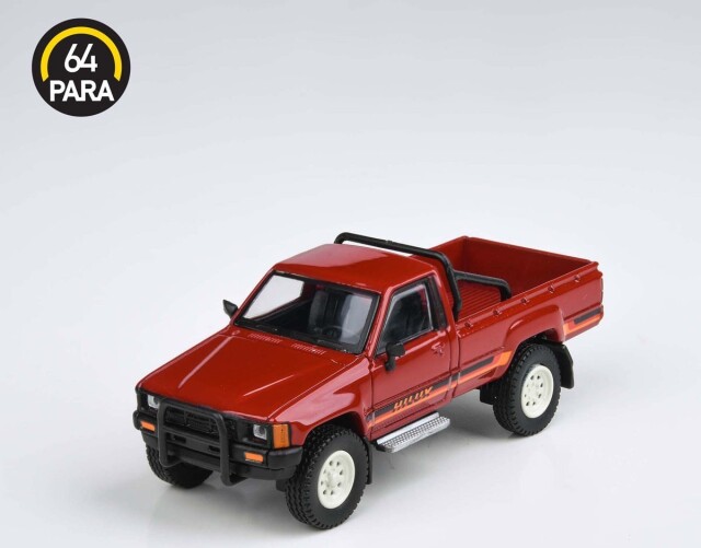 PARAGON/パラゴン  トヨタ ハイラックス シングルキャブ 1984 レッド RHD