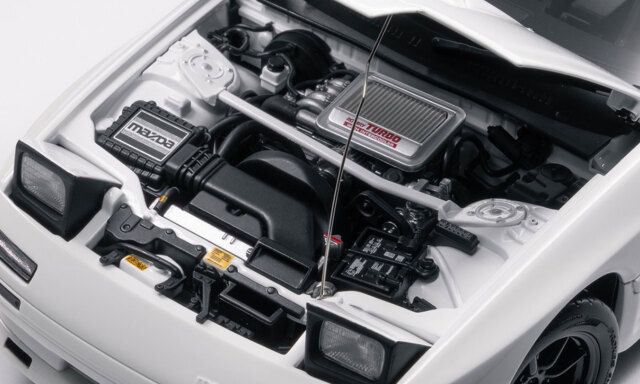 WHELART/ウィールアート マツダ サバンナ RX-7 (FC3S) ホワイト 高橋