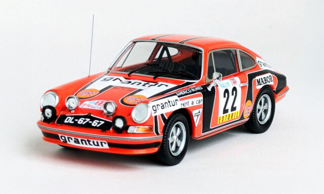 Trofeu/トロフュー  ポルシェ 911 S 1974年 TAPラリー 12位 #22 Am?rico Nunes/Ant?nio Morais
