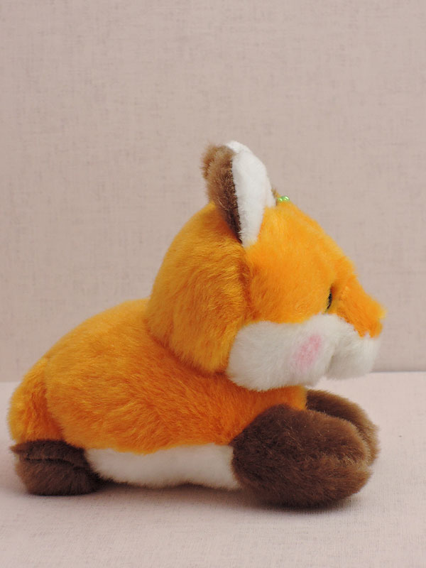 「ぬいぐるみ」子ぎつねこんこんフサしっぽマスコット
