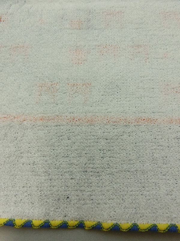 稲荷ハンカチーフ（雨の稲荷）