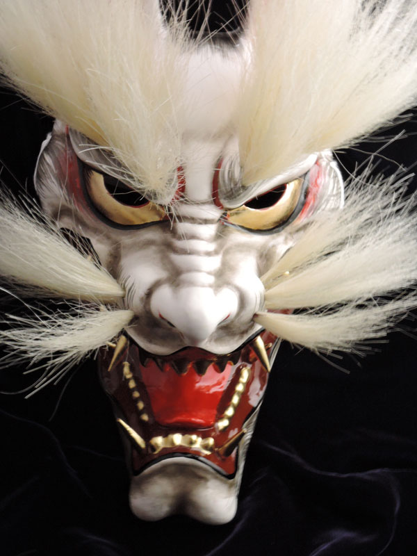 柿田勝郎面工房：石見神楽面 悪狐（白狐 眉毛有 1号型）