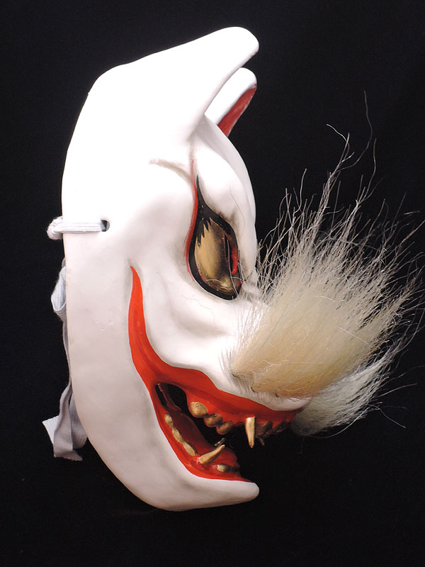 柿田勝郎面工房：石見神楽面 小狐（白狐 顎固定 咥え有）