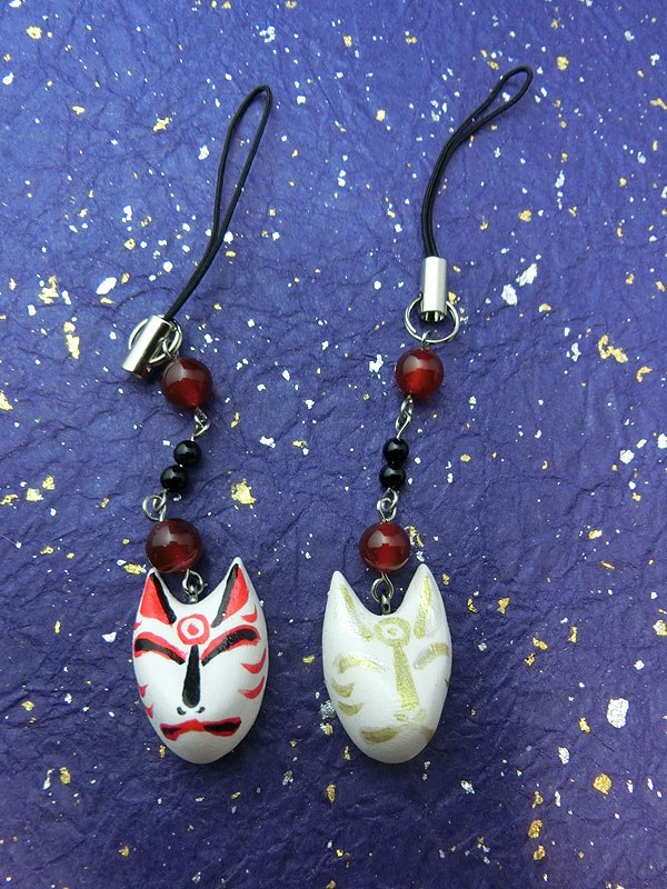 狐面ストラップ