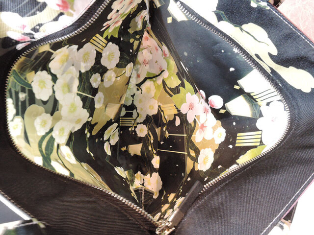 ファスナーバッグ「梅花桜花狐」