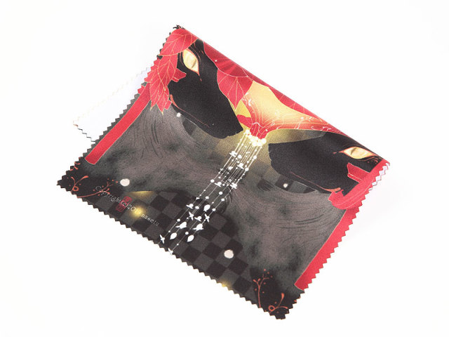 めがねふき「菊花椿花狐　黒狐」