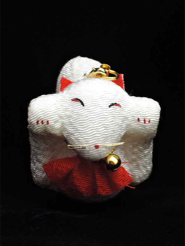 ちりめん招き　きつねストラップ