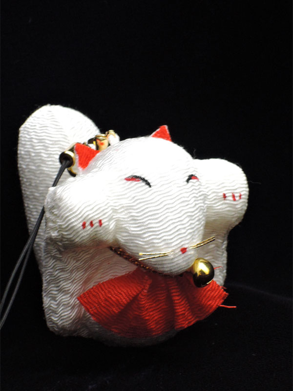 ちりめん招き　きつねストラップ