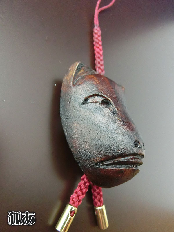 宗広面根付：阿吽狐根付