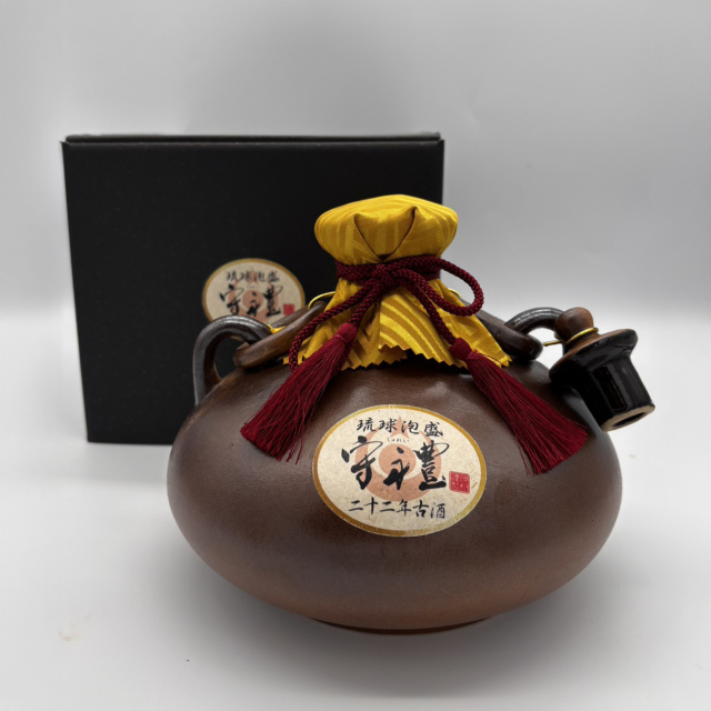 【感謝祭特別品】守禮22年古酒42度耳壷1600ml【12本限定】