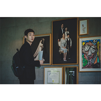 パラサイト 半地下の家族