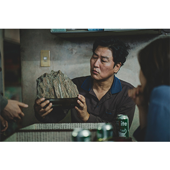 パラサイト 半地下の家族