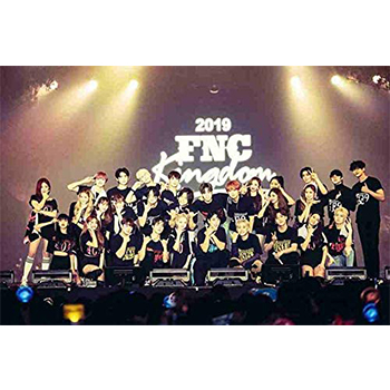「2019 FNC KINGDOM -WINTER FOREST CAMP-」（完全生産限定盤）【2Blu-ray】