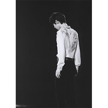 羽生結弦大型写真集 光 -Be the Light-