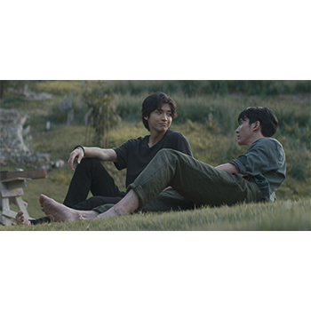 180 Degree Longitude Passes Through Us -僕らを隔てる境界線- Blu-ray　【コリタメ限定特典付き】