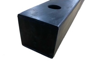 【法人・個人事業主様限定】王子ゴム化成 カーストッパー CSK-0110M 100×100×1000L