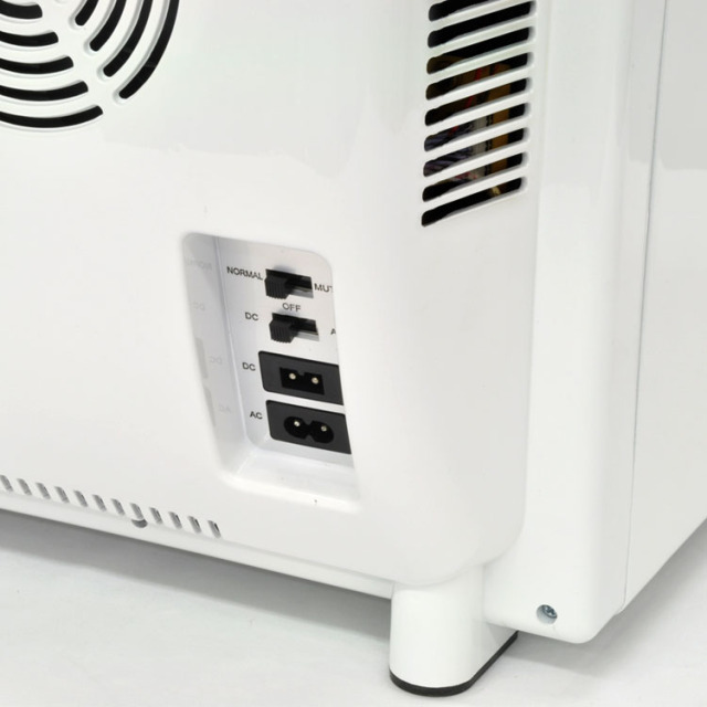 ポータブル冷温庫25L ホワイト VS-470WH 25L ポータブル冷温庫