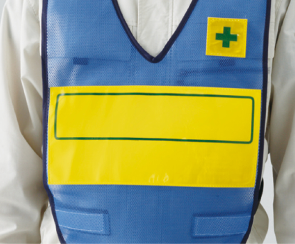 工事資材コム｜379-690 反射表示付ベスト蛍光オレンジ誘導員