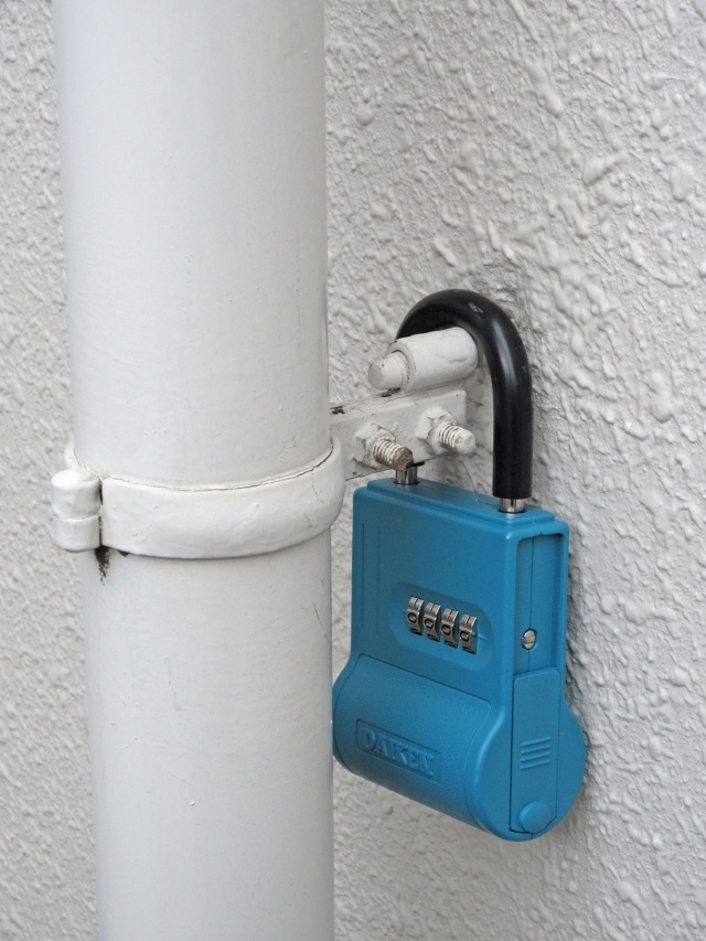 工事資材コム｜キー保管ボックス DK-65