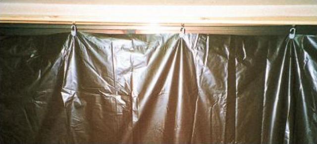 日除カーテン　ポリエチ製濃茶