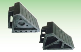 【法人・個人事業主様限定】 タイヤストッパー トラック用 H180×D240×W115mm 4個セット sawa-0211-3
