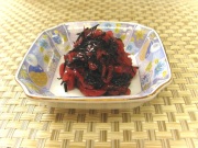パリパリ梅しそひじき１ｋｇ　［業務用漬物］［未開封：常温保管ＯＫ］　☆大根と芽ひじきがメインのお漬物　［国内加工］