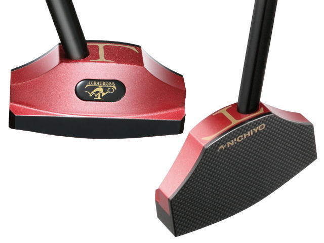ニチヨー アルバトロス?Uモデル T-2 カラー レッドのヘッド部分、写真左側が裏面、右側が表の打球面