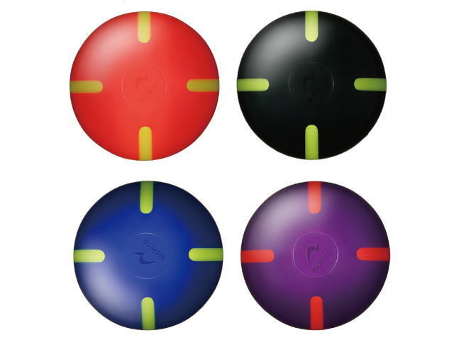 ストライクボールラインのボール真ん中には、メーカーニチヨーのロゴ刻印