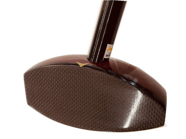 ひばりクラブゴールドのフェイスは、全面カーボン