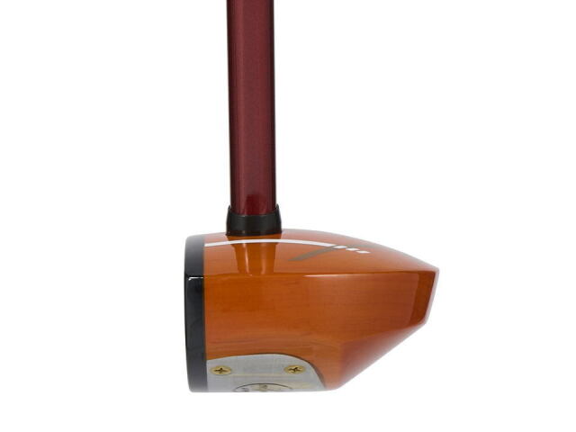 厚いカーボンフェイス