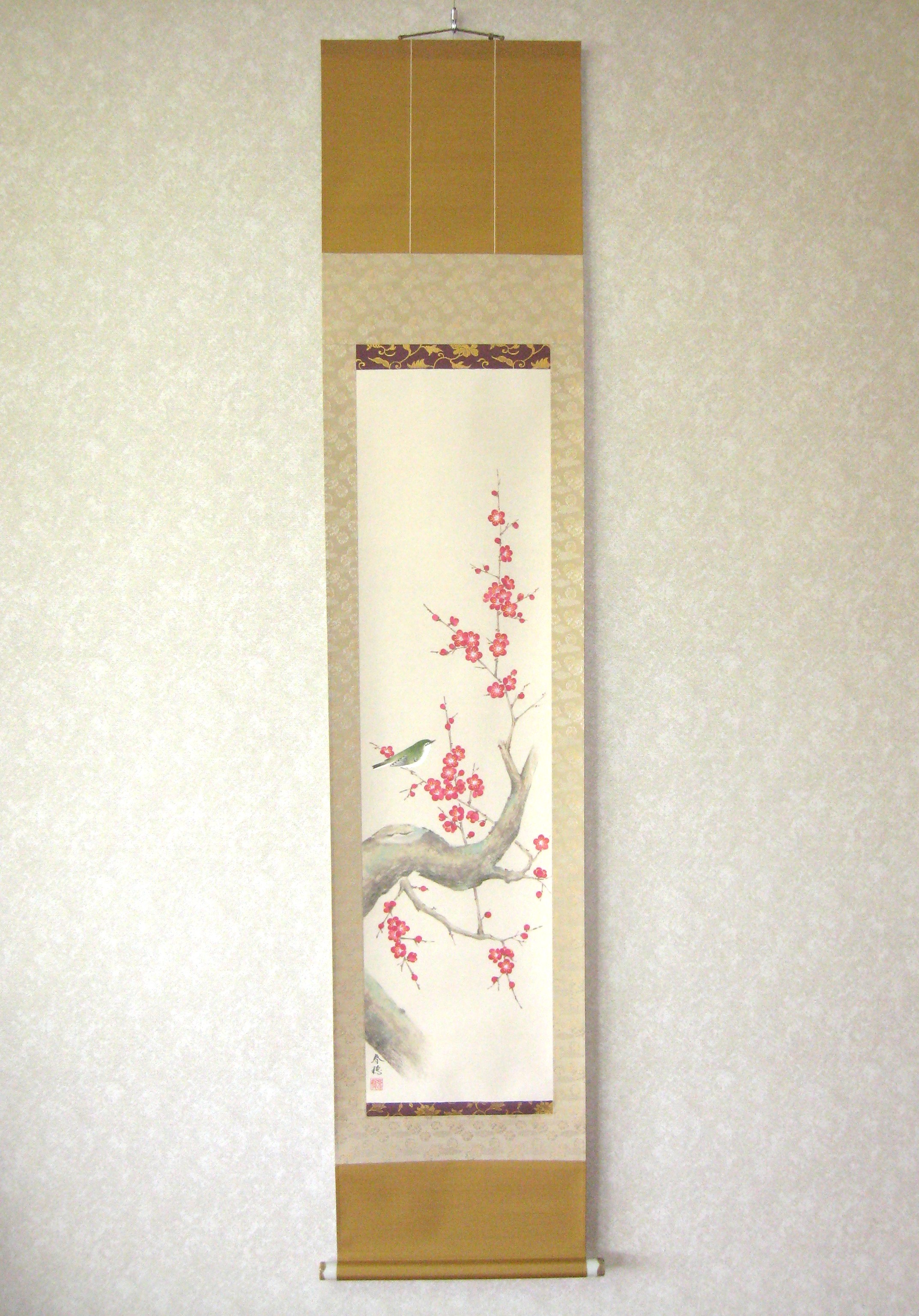 掛け軸　紅梅に鴬◆藤田春穂 (真筆・新品) 九寸立 共箱・タトウ箱付