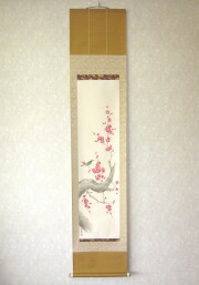 掛け軸　紅梅に鴬◆藤田春穂 (真筆・新品) 九寸立 共箱・タトウ箱付