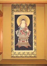 「真言八祖 一行阿闍梨 大型木版画」1枚|中国唐代 真言宗 一行禅師 大日経疏 A large painted wood seated monk Japan, Edo period, 18th