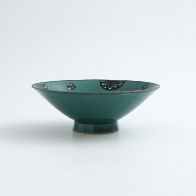 緑彩錆一珍HIRA碗